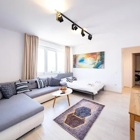 Ultracentral Romana 2 Apartment